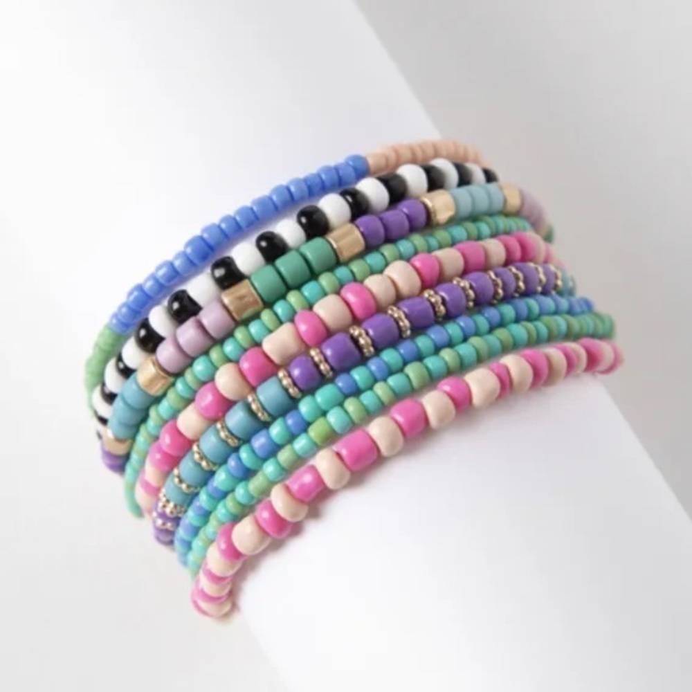 Plunder Design Malakai Seed Bead Green Pink
BIck Magnet Bracelet - Picture 6 of 6